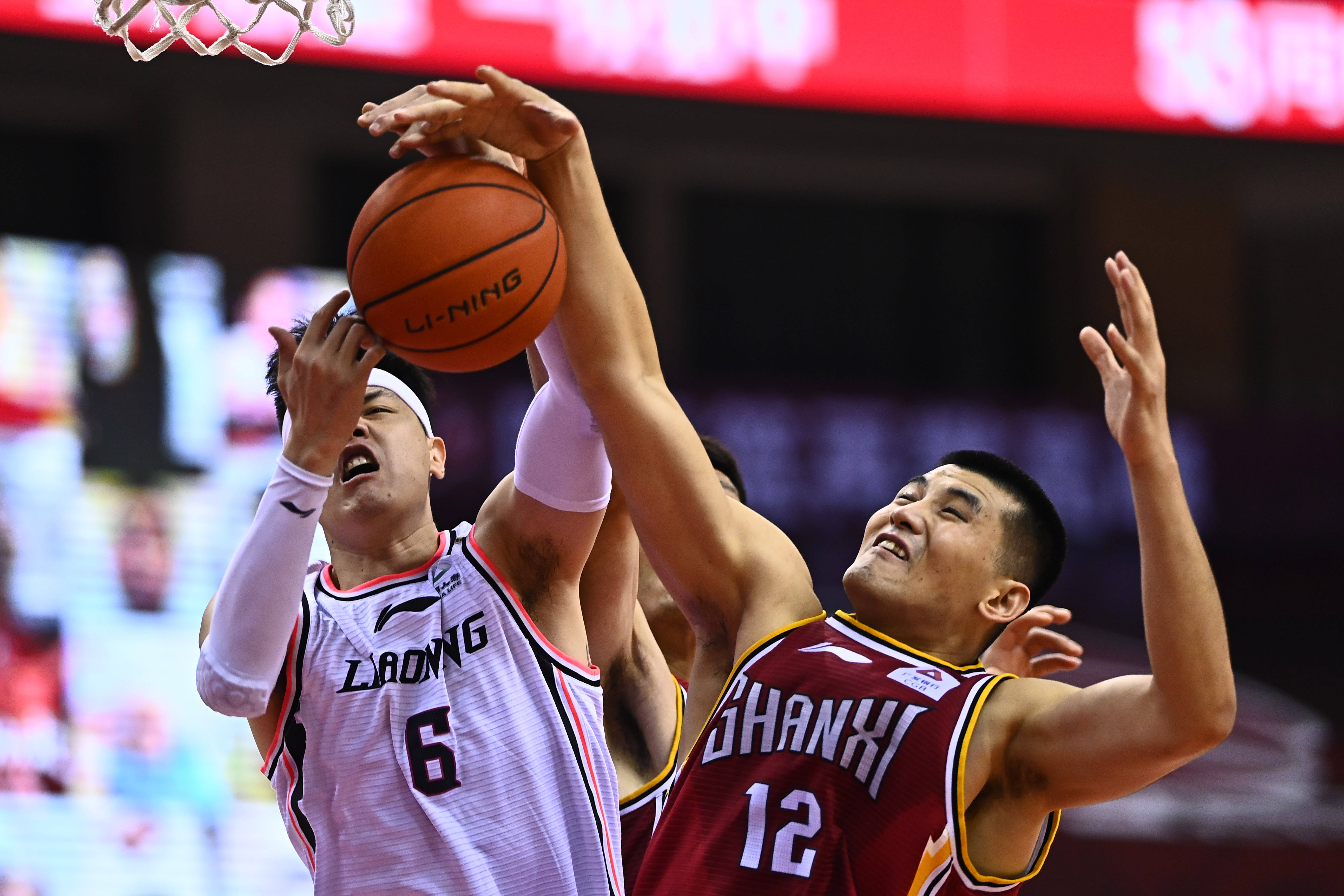 让利拉德没 让利拉德没