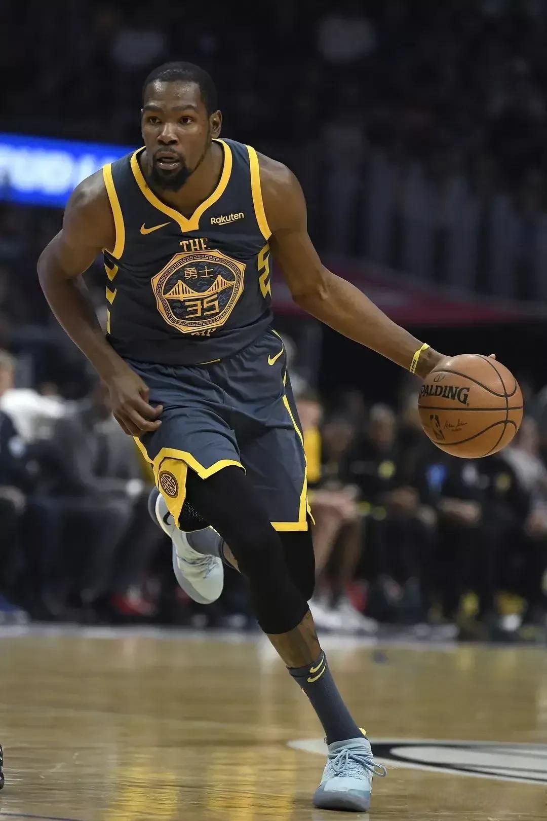 红军同时逼 红军同时逼