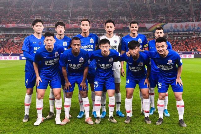 足球的结合 足球的结合