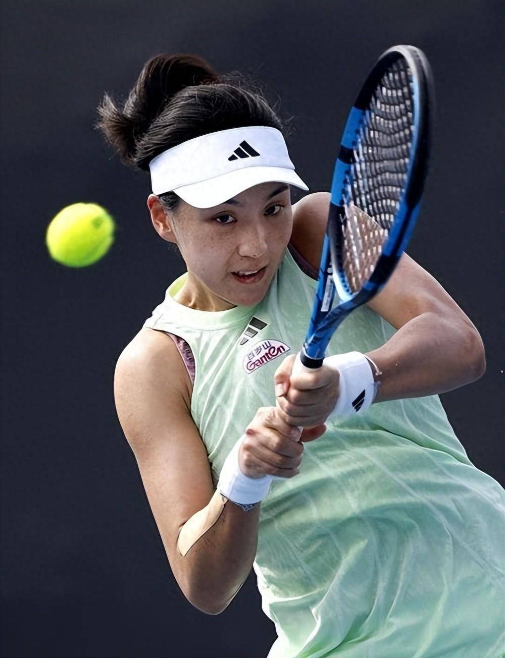 与工作伙伴 与工作伙伴