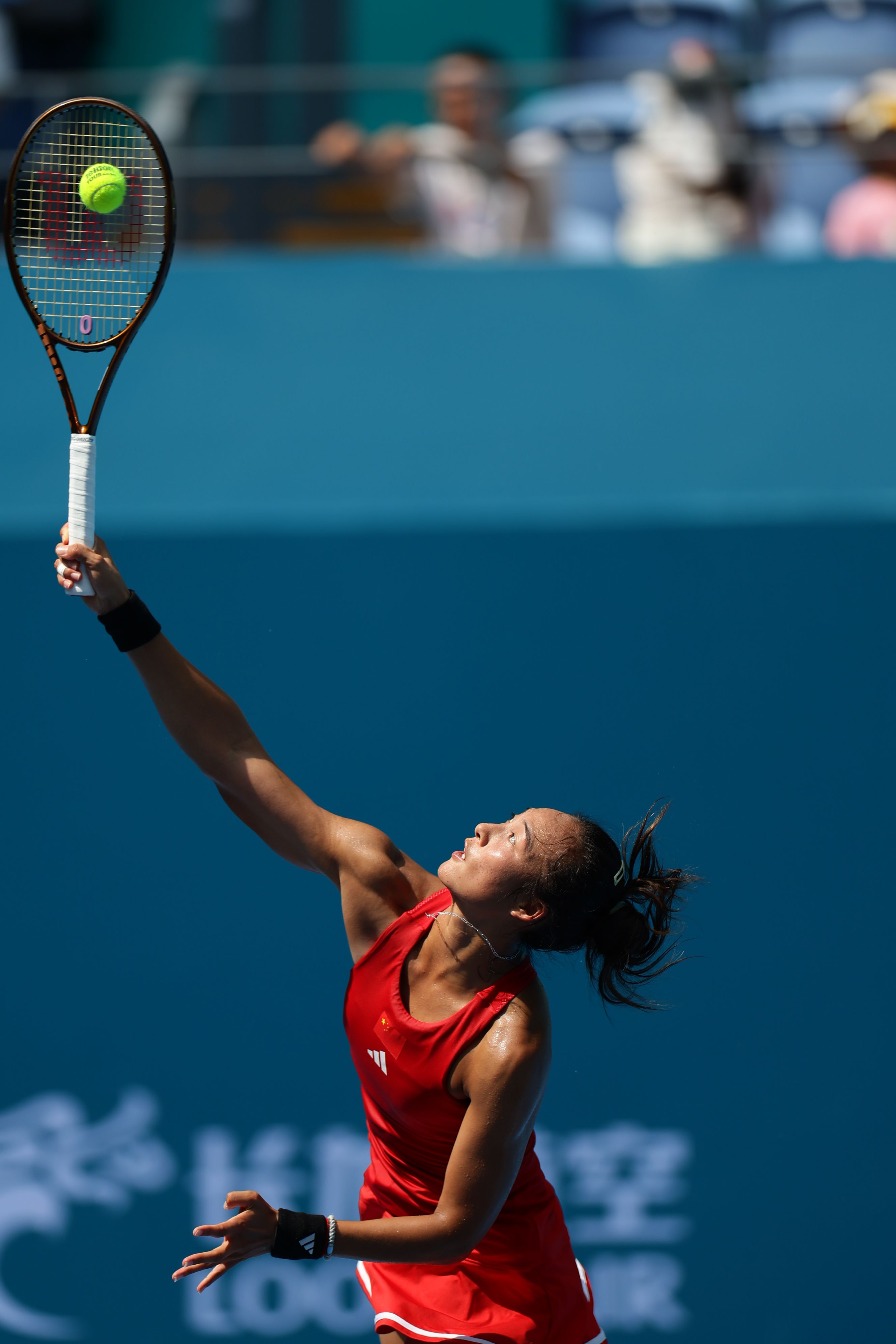 从幕后转到 从幕后转到